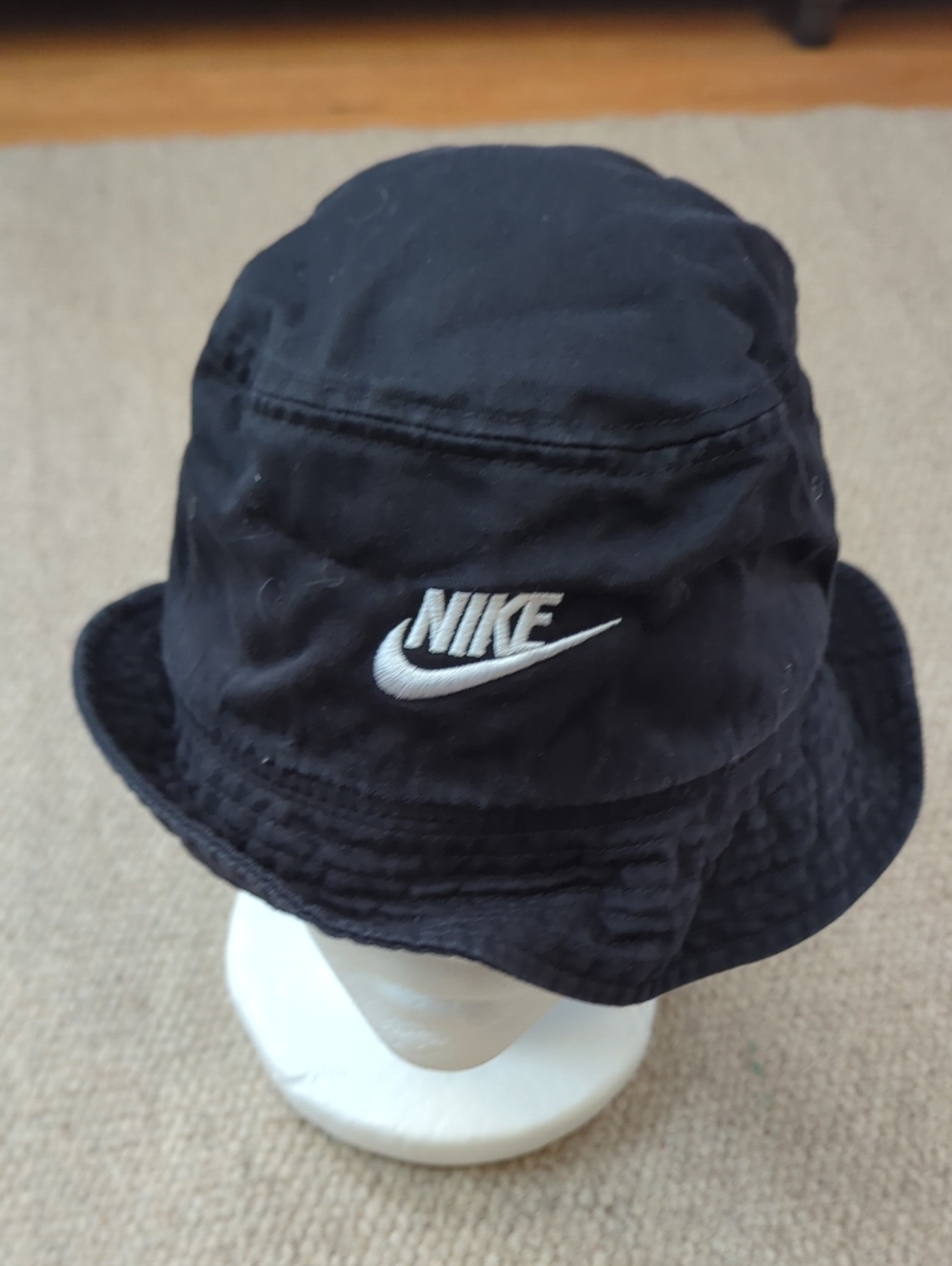 Nike Apex Bucket Hat Size Medium Black